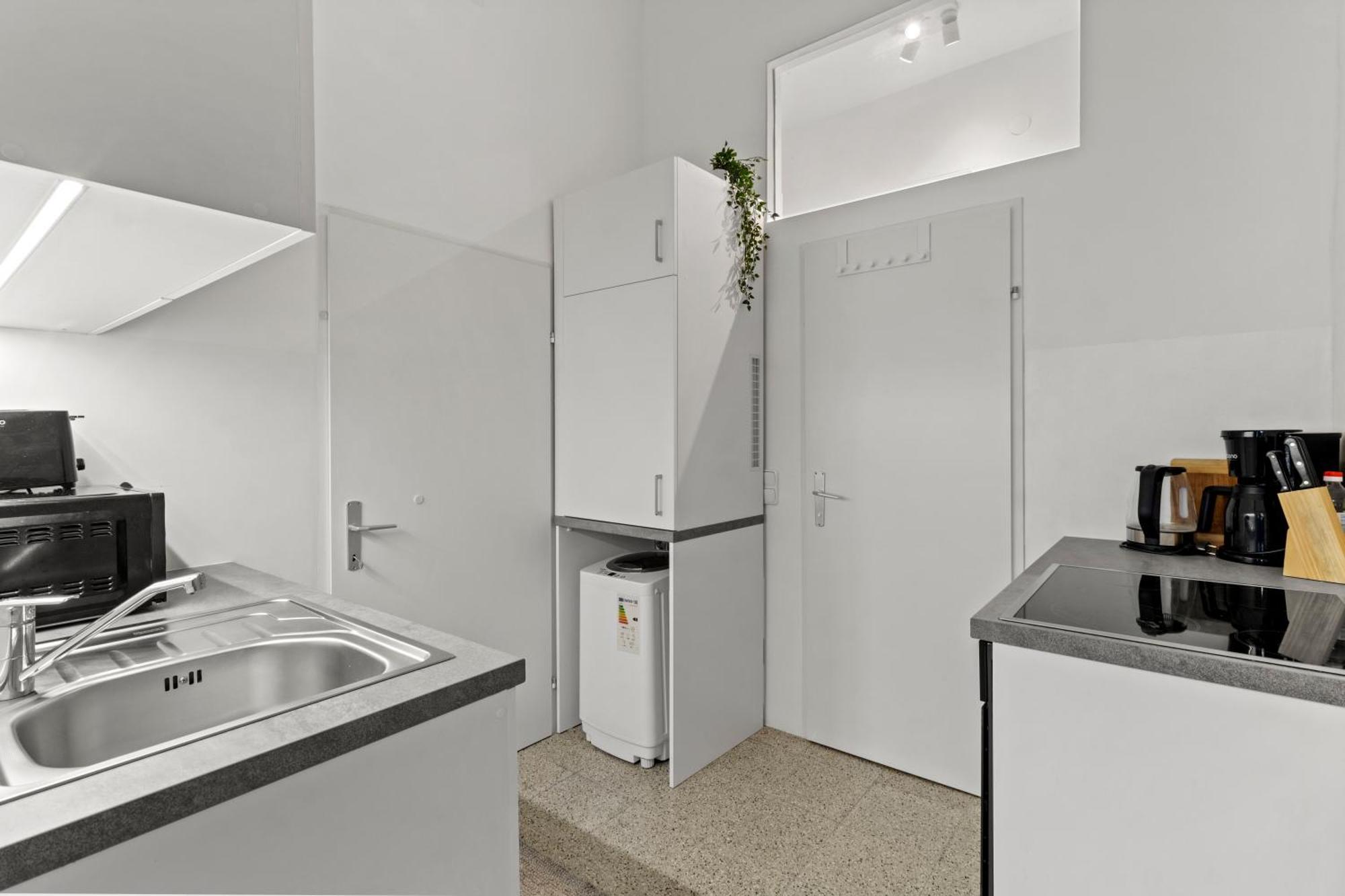 Stylish Apartment, 4 Min To U3 Zipperer Strasse Vienna Luaran gambar