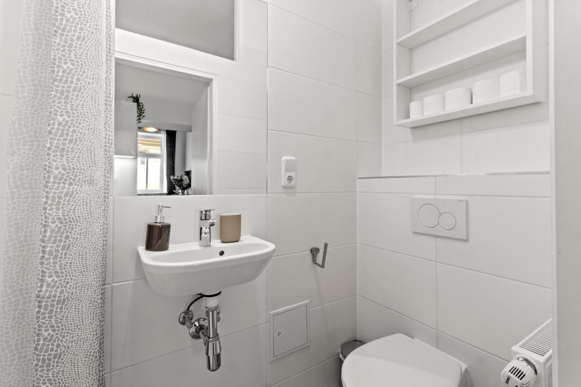 Stylish Apartment, 4 Min To U3 Zipperer Strasse Vienna Luaran gambar