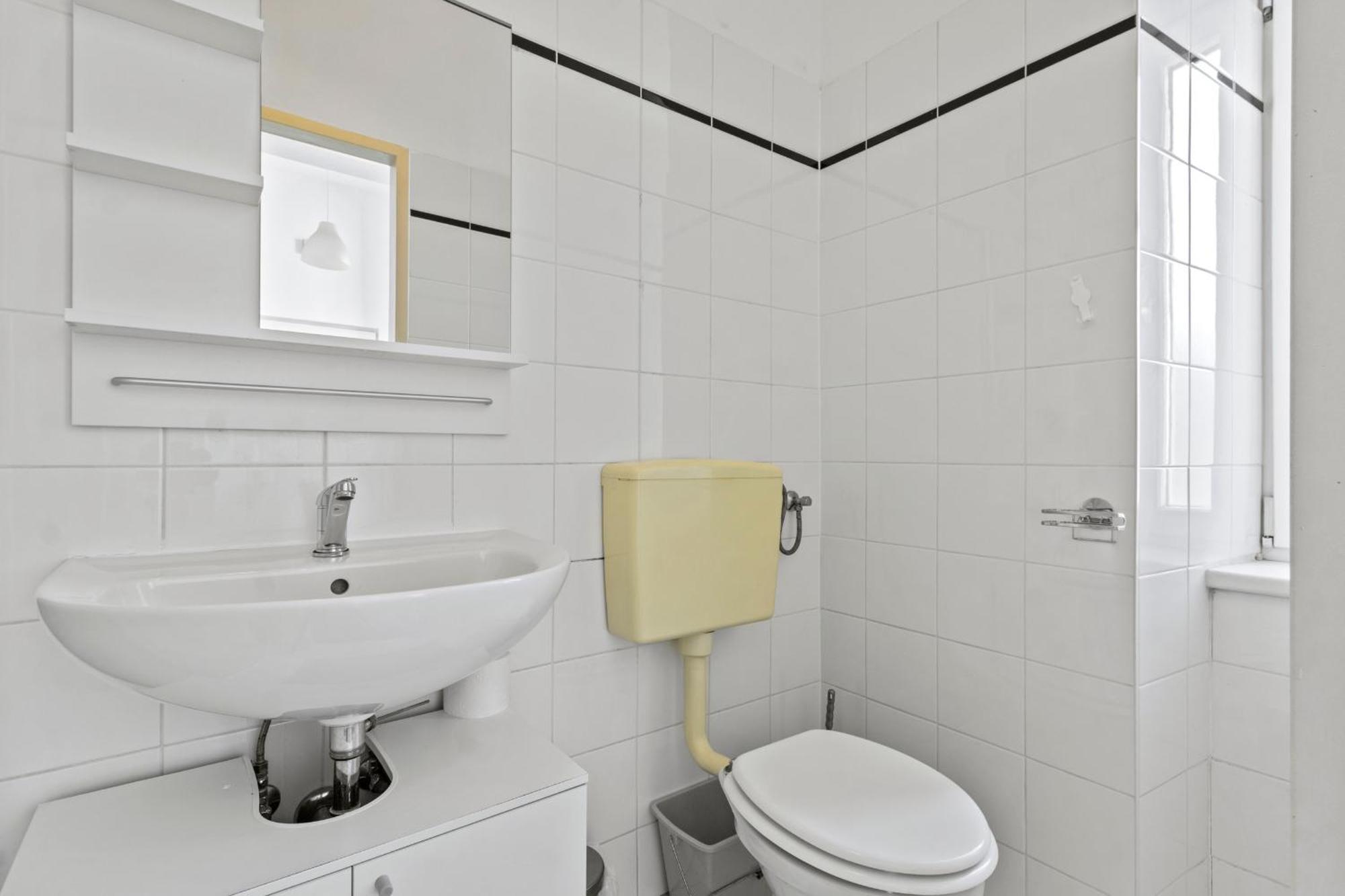 Stylish Apartment, 4 Min To U3 Zipperer Strasse Vienna Luaran gambar